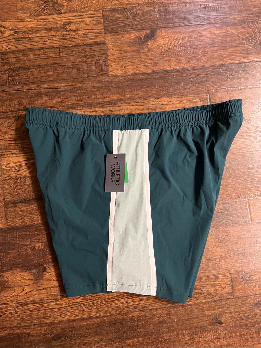 Athletic Works Men's Size 3xl (48-50) Green Performance Stretch Athletic Short — image 6 of 8